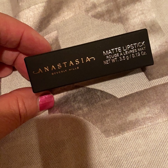 Anastasia Beverly Hills Resin - Picture 7 of 11